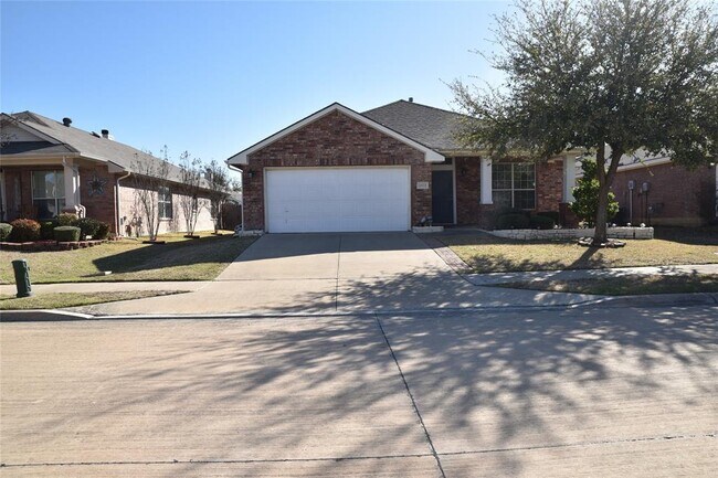 Foto del edificio - 4512 Sunmeadow Ln