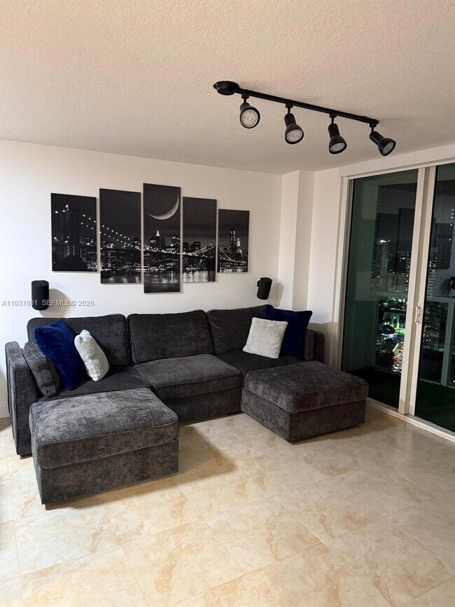 Foto del edificio - 31 SE 5th St