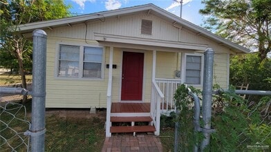 Building Photo - 1012 Zaragosa St
