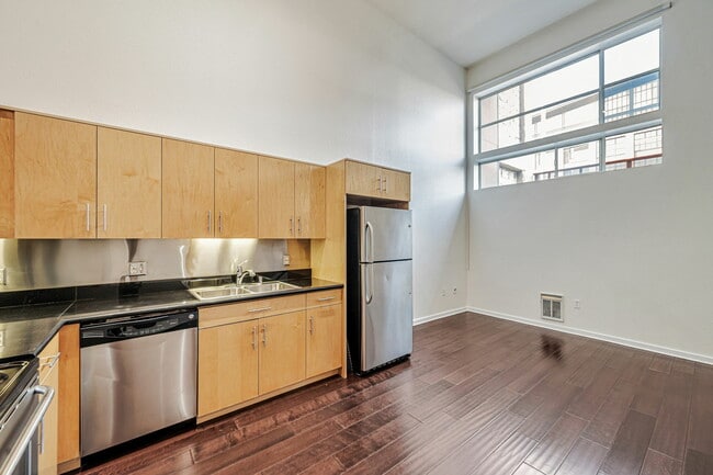 Building Photo - 175 Bluxome St