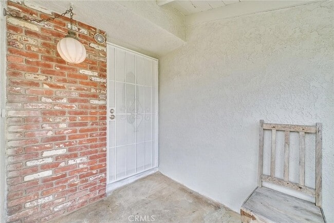 Foto del edificio - 8801 Mays Ave