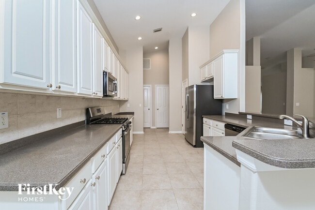 Building Photo - 30517 Treyburn Loop