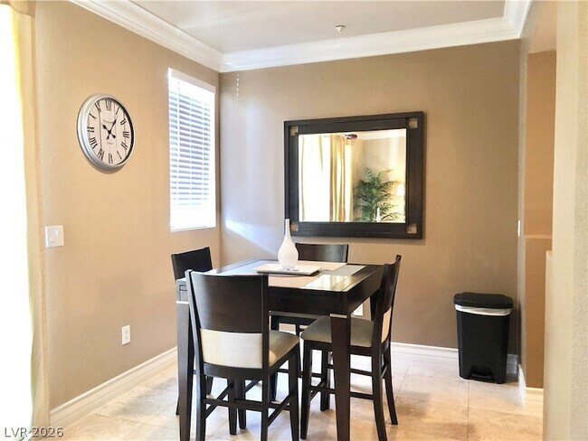 Building Photo - 270 E Flamingo Rd