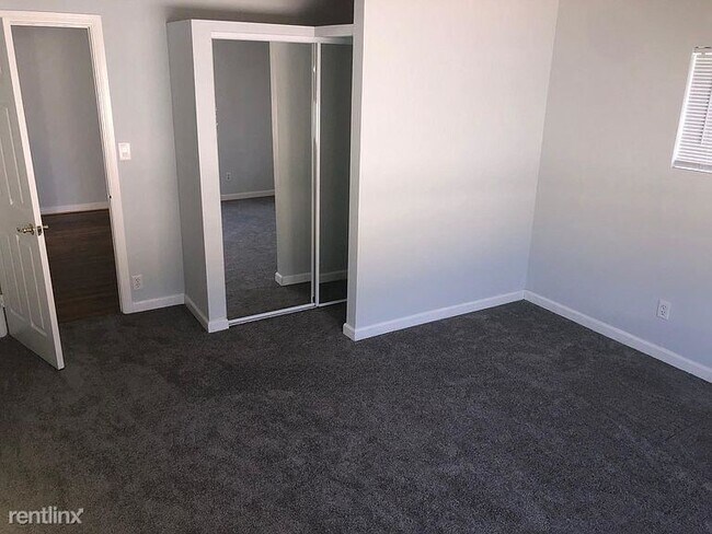 Foto del edificio - 3 br, 1 bath House - 2001 W Monterey Ave