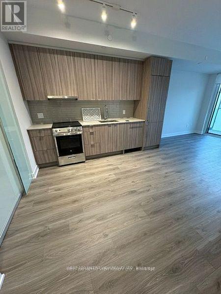 Photo du bâtiment - 4130-4130 Parkside Village Dr