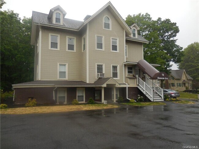 Foto del edificio - 78 Duncan Ave