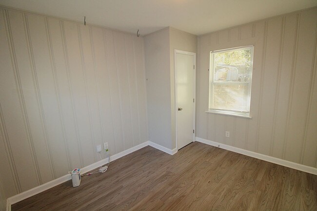 Foto del edificio - Welcome to Your New Home in Enderly Park!