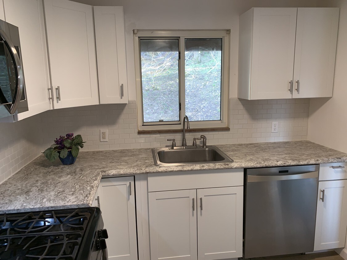 446 Jacobson Dr, Pittsburgh, PA 15227 House Rental in Pittsburgh, PA