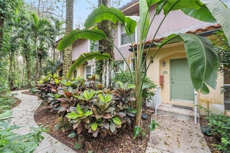 Building Photo - 6926 W Sample Rd