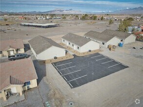 Building Photo - 610 San Lorenzo St