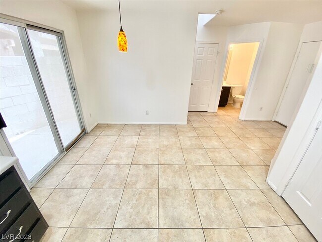 Foto del edificio - 10250 Missouri Meadows St