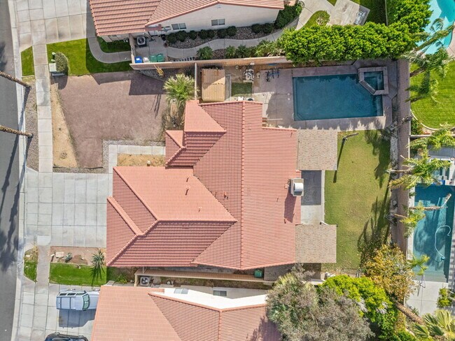 Foto del edificio - 68215 Pasada Rd