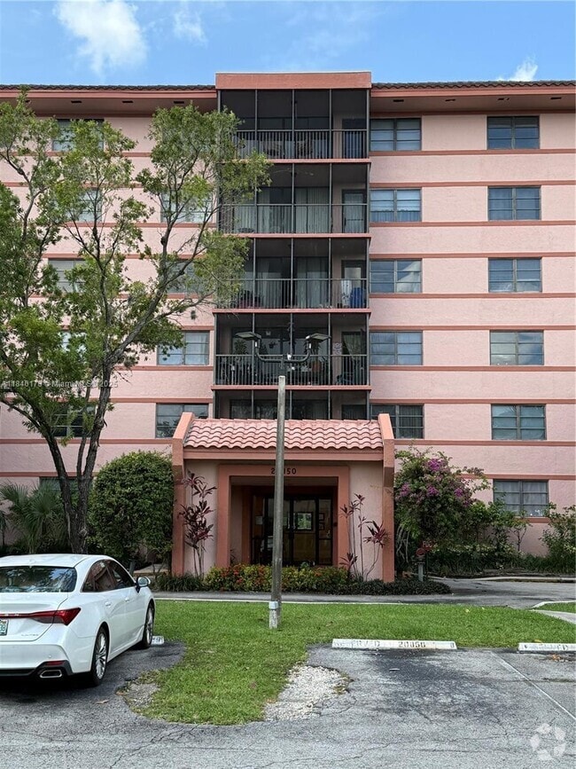 Building Photo - 20850 San Simeon Way