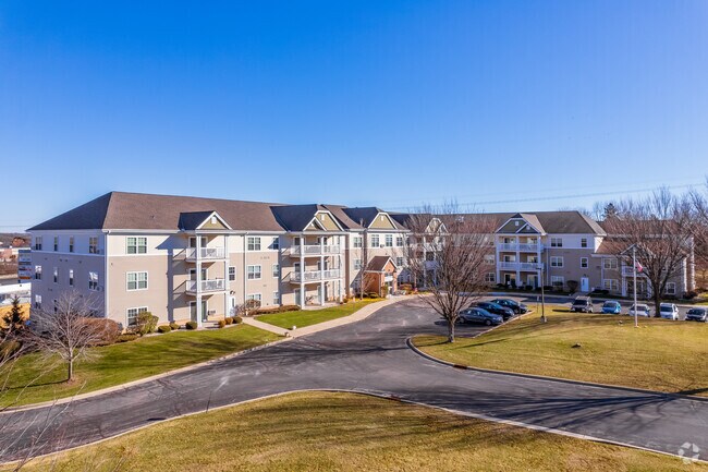 Foto del edificio - Granville Heights Senior Apartments