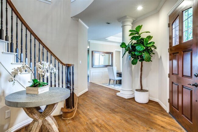 Foto del edificio - 7023 Preston Grove Ln
