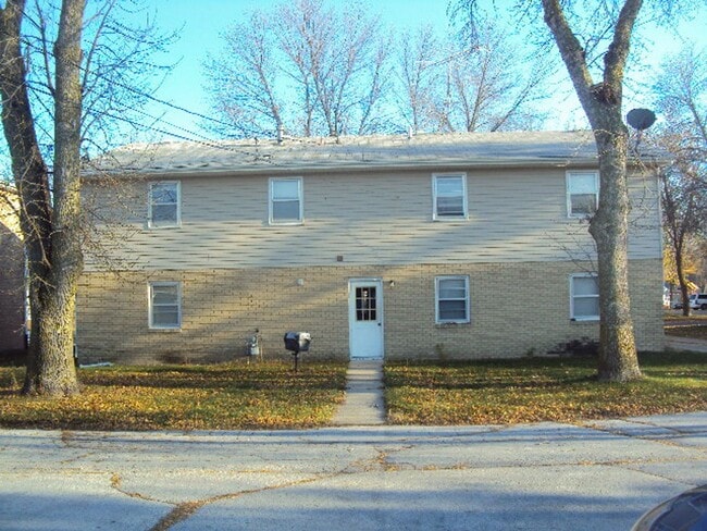 Building Photo - 446 N 26th Pl