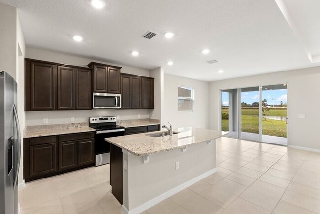 Foto del edificio - LIKE NEW Home for Rent in Creek Preserve