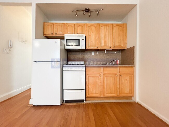 Foto del edificio - 320 W 106th St