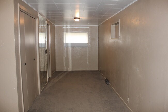 Basement - 1029 9th Ave