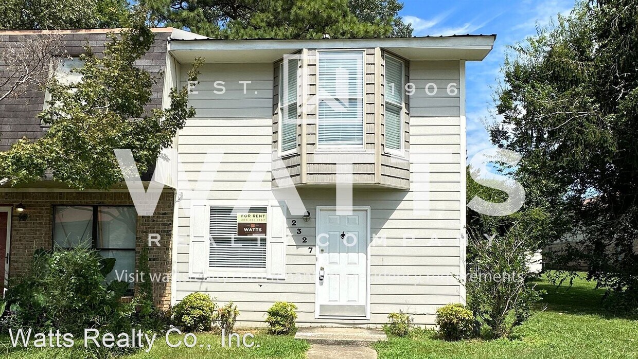 2327 Grayson Valley Cir, Birmingham, AL 35235 House Rental in