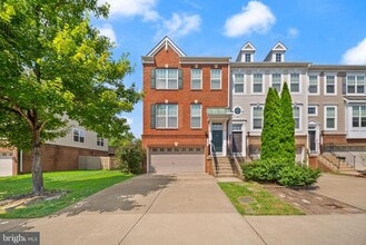 Building Photo - 11845 Lake Baldwin Dr