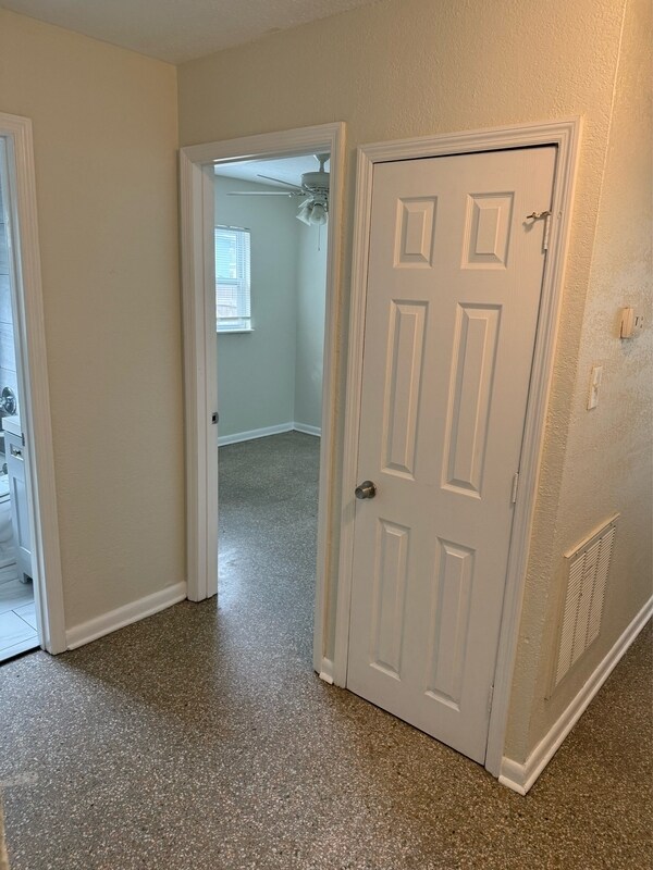 Foto del edificio - 4312 W Laurel St