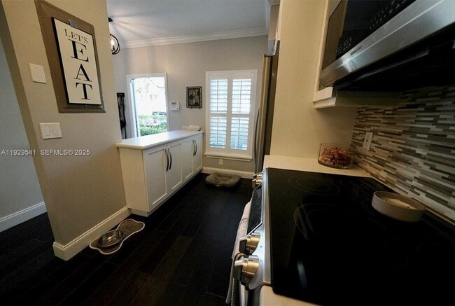 Foto del edificio - 171 SW 96th Ave