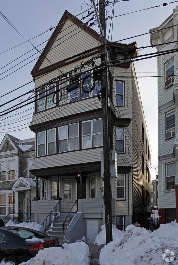 Foto del edificio - 625 Bramhall Ave