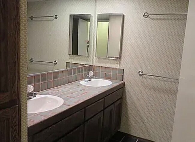 Foto del edificio - Santa Cruz Townhome Near UCSC!