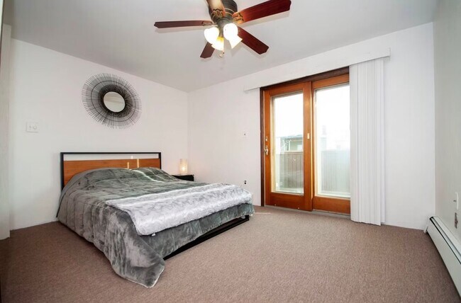 Foto del edificio - 243 Princeton St