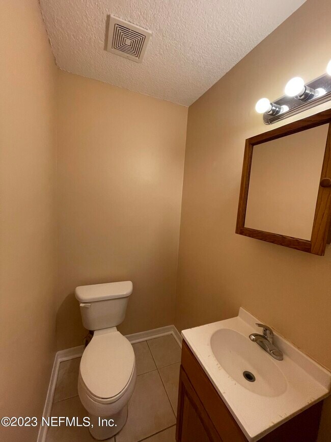 Foto del edificio - 521 Talbot Ave