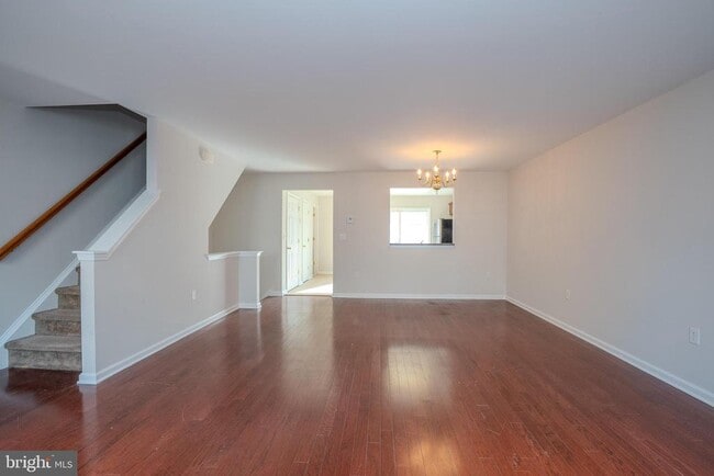 Building Photo - 5 Rafting Way