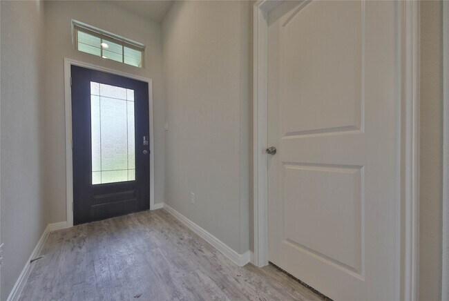 Building Photo - 4814 Vergano Villa Dr