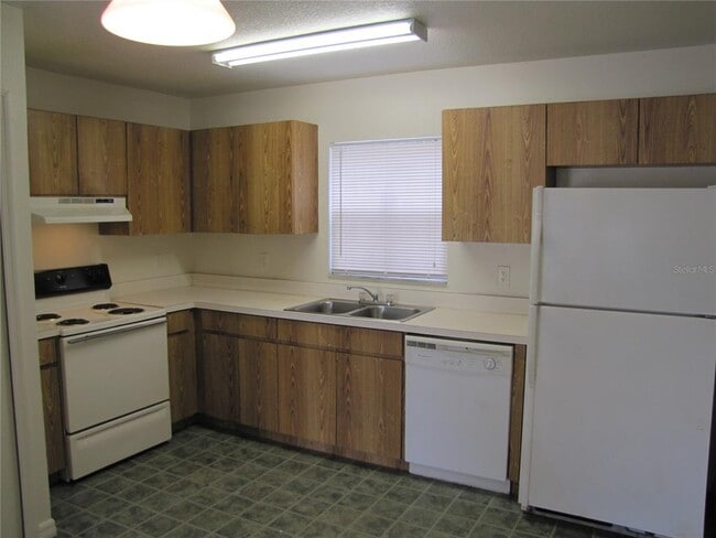Building Photo - 3404 N Garrison St