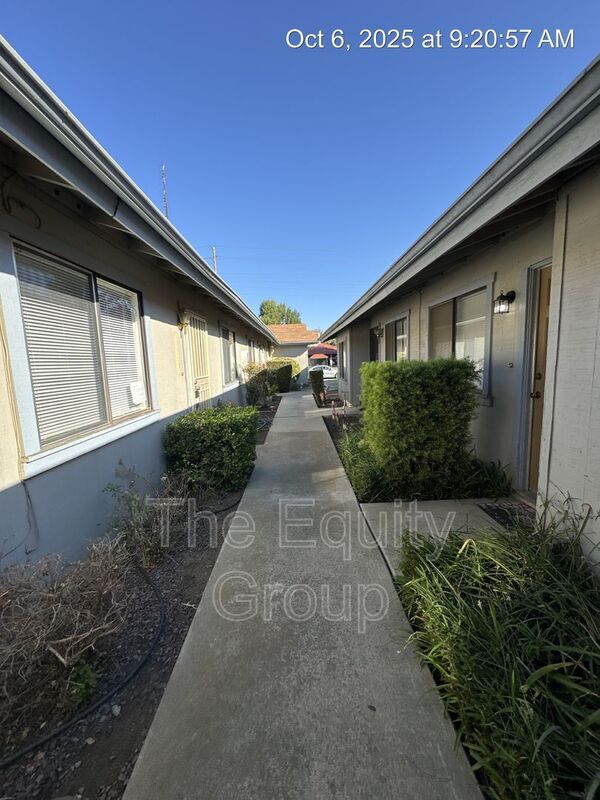 Building Photo - 2941 W Caldwell Ave