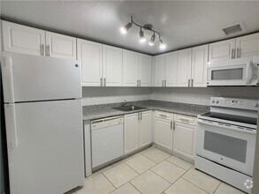 Building Photo - 9357 SW 77th Ave