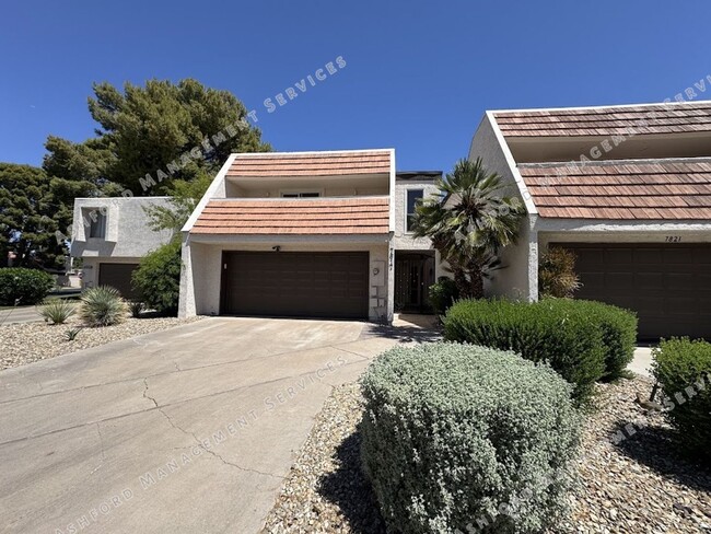 Foto del edificio - BEAUTIFUL 3 BEDROOM 2.5 BATHROOM HOME IN S...