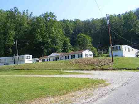 Primary Photo - Apartments