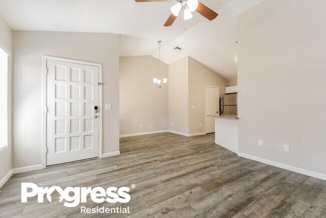 Building Photo - 18209 N 18th Pl