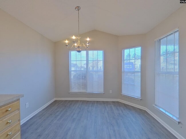 Foto del edificio - 255 Legend Oaks Dr