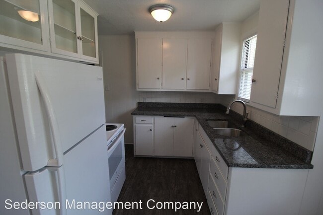 Building Photo - 2 br, 1 bath House - 5205 W 49TH STREET