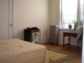 Building Photo - 59 Linden St