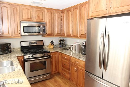 Building Photo - 11867 Cayuga Pl