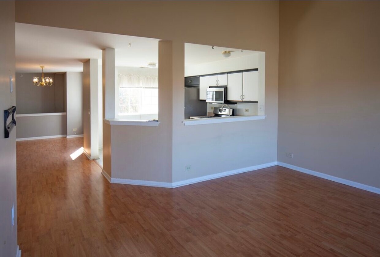 1044 E Wilson Ave, Lombard, IL 60148 House Rental in Lombard, IL