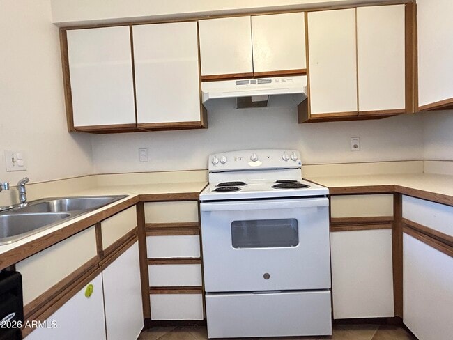 Foto del edificio - 6230 N 33rd Ave