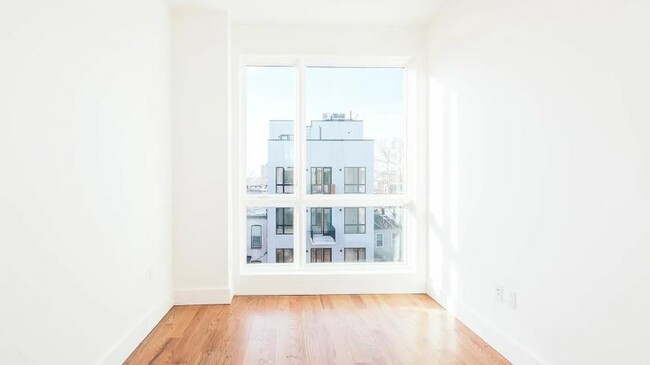 Foto del edificio - 1 bedroom in BROOKLYN NY 11237