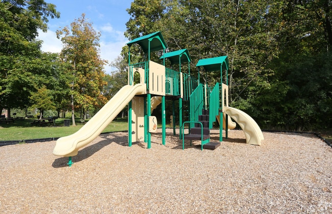 Foto del edificio - Nob Hill Apartments