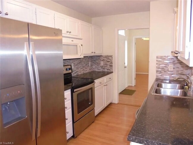 Building Photo - 4940 Tutelo Trail