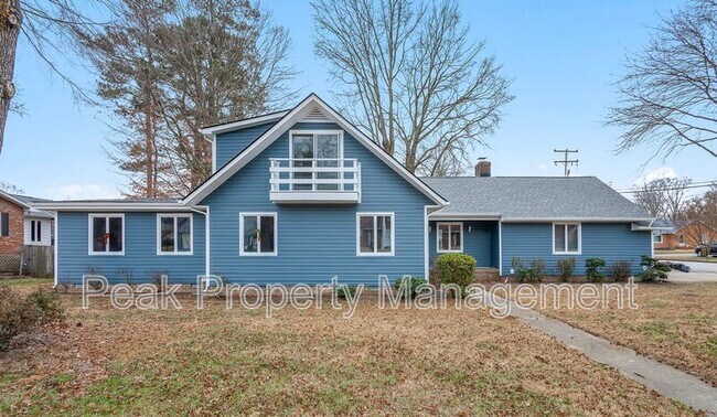 Building Photo - 3212 Vinton St