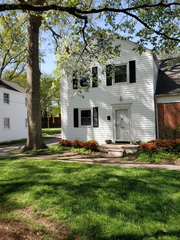Front exterior - 935 St Marys St